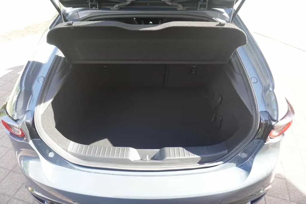 Mazda 3 2.0 M-Hybrid Selection LED Navi Head-Up Kamera 12/2019-photo-42
