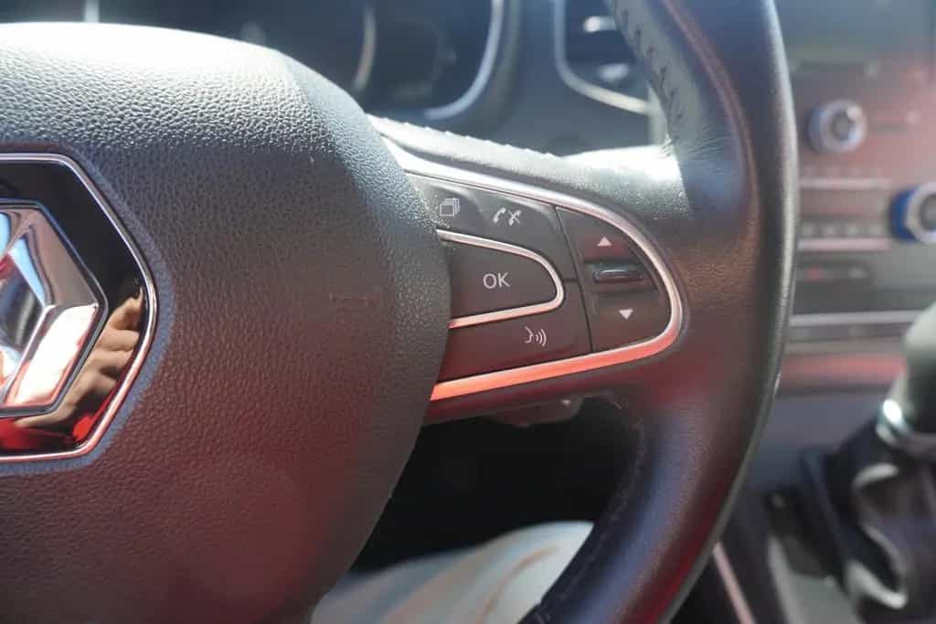 Renault Scenic 1.3 TCE Limited Navi Kamera Sitzheizung 08/2018-photo-21