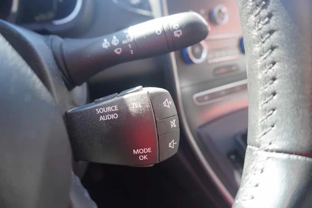 Renault Scenic 1.3 TCE Limited Navi Kamera Sitzheizung 08/2018-photo-24