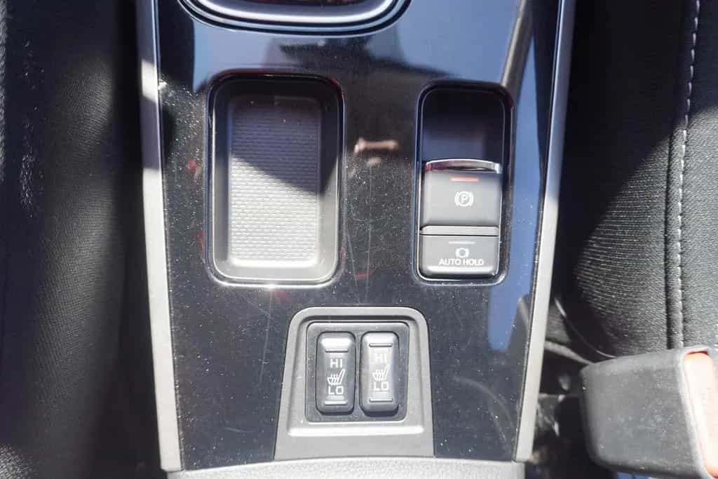 Mitsubishi Outlander 2.0 MIVEC Diamant Aut. Navi Kamera AHK 06/2020-photo-18