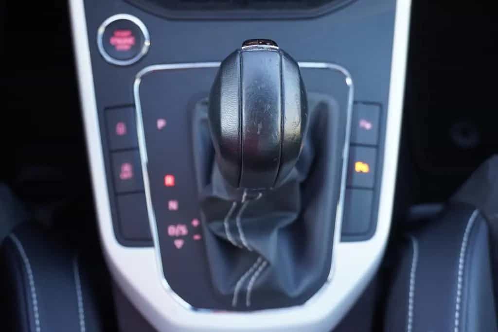 Seat Arona 1.0 TSI DSG Xcellence LED Navi Sitzheizung 03/2021-photo-16