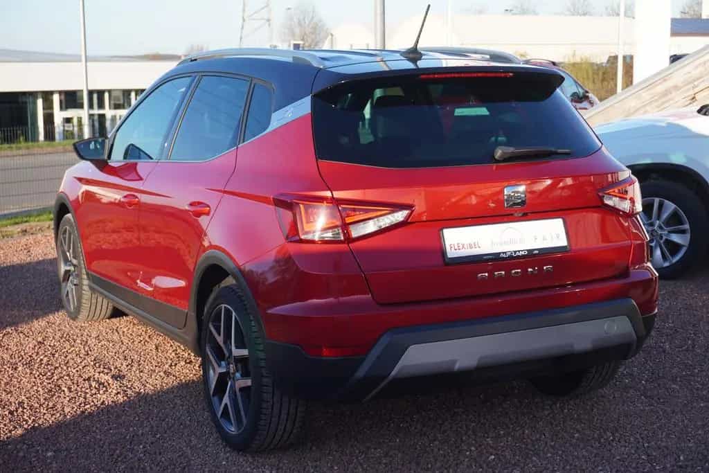 Seat Arona 1.0 TSI DSG Xcellence LED Navi Sitzheizung 03/2021-photo-2