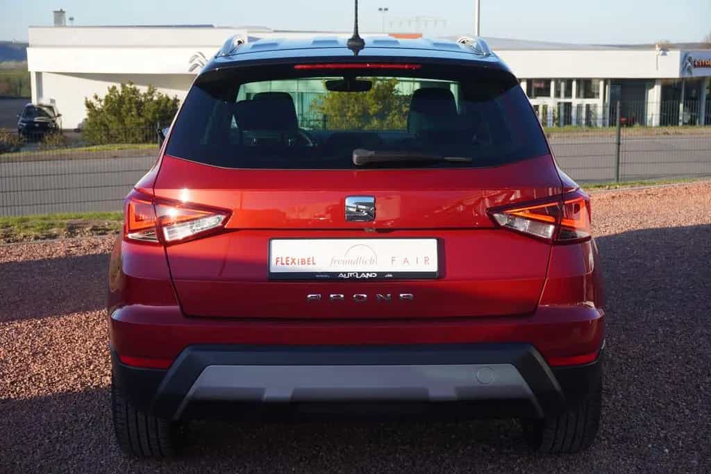 Seat Arona 1.0 TSI DSG Xcellence LED Navi Sitzheizung 03/2021-photo-3