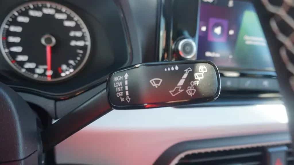 Seat Arona 1.0 TSI Sitzheizung Spurhalte PDC 03/2023-photo-14