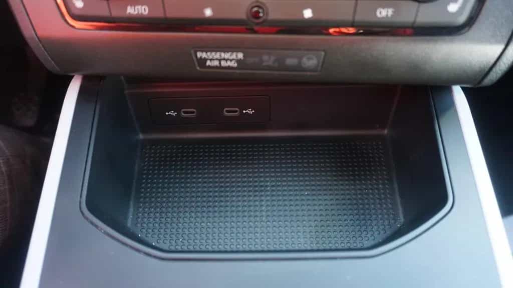 Seat Arona 1.0 TSI Sitzheizung Spurhalte PDC 03/2023-photo-20