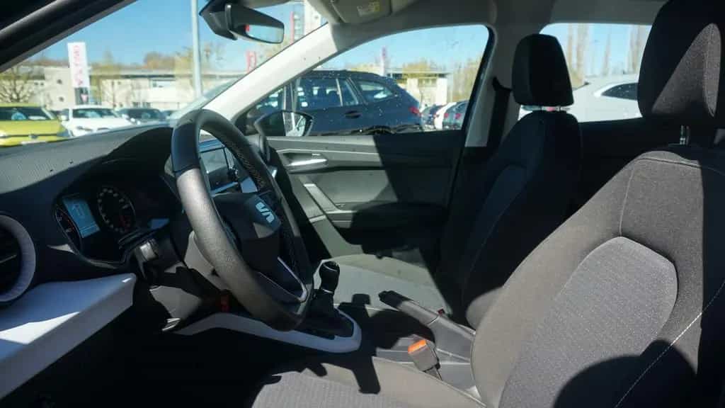 Seat Arona 1.0 TSI Sitzheizung Spurhalte PDC 03/2023-photo-24