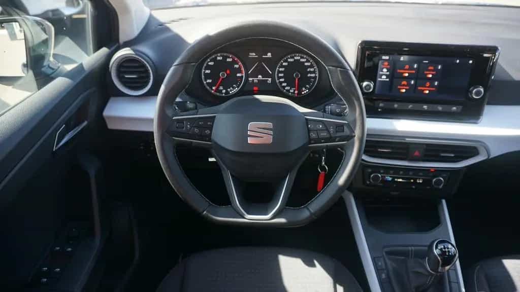 Seat Arona 1.0 TSI Sitzheizung Spurhalte PDC 03/2023-photo-30