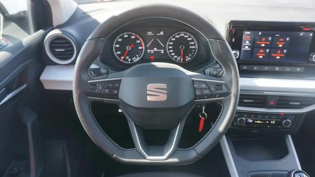 Seat Arona 1.0 TSI Sitzheizung Spurhalte PDC 03/2023-photo-31