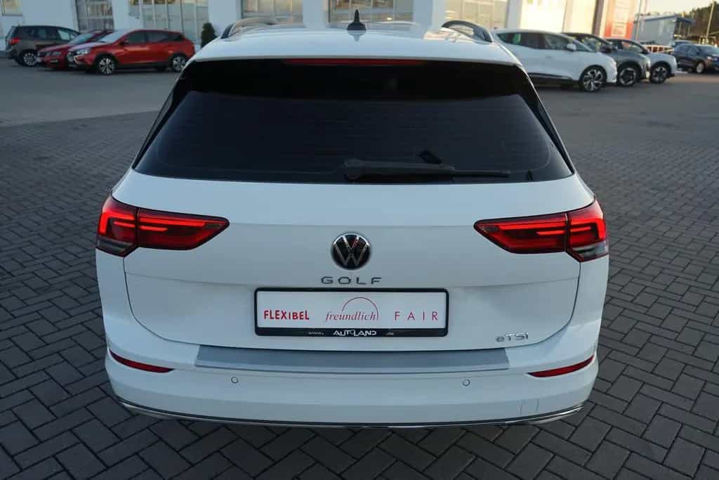 Volkswagen Golf Variant 1.5 eTSI DSG Style LED Navi ACC AHK 08/2021-photo-6