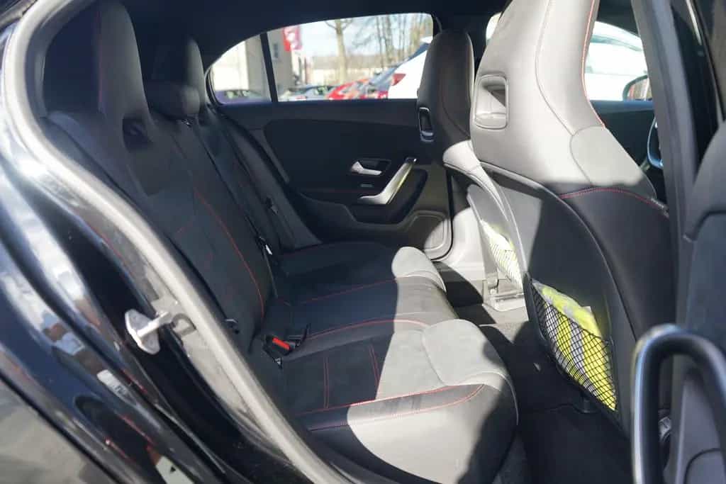Mercedes-Benz A-Class AMG Line LED Navi Sitzheizung Teilleder PDC 01/2019-photo-20