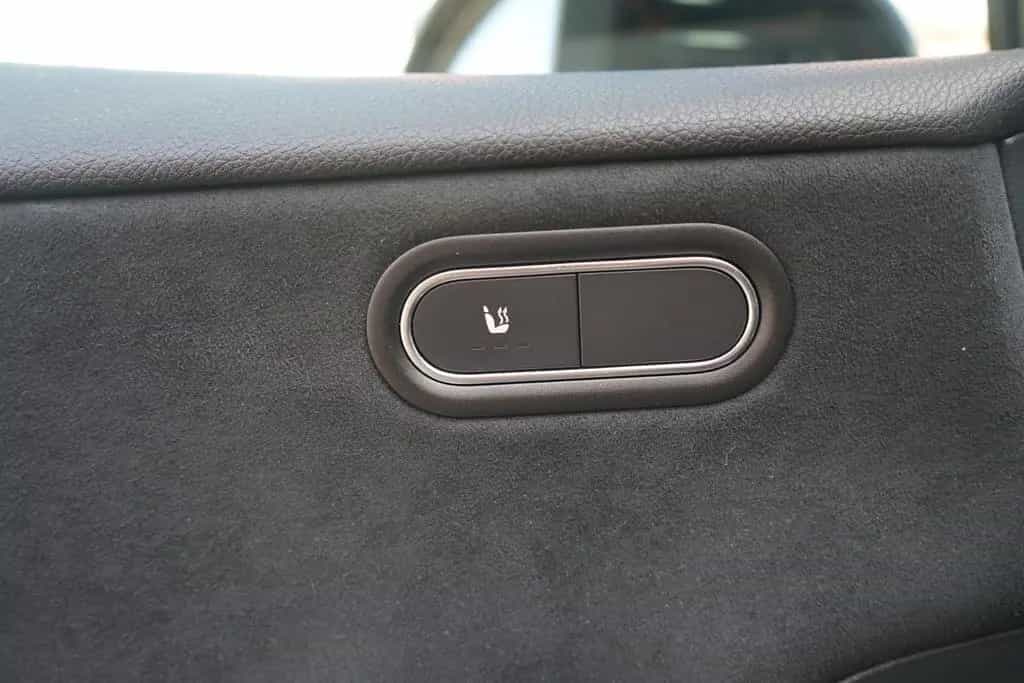 Mercedes-Benz A-Class AMG Line LED Navi Sitzheizung Teilleder PDC 01/2019-photo-24