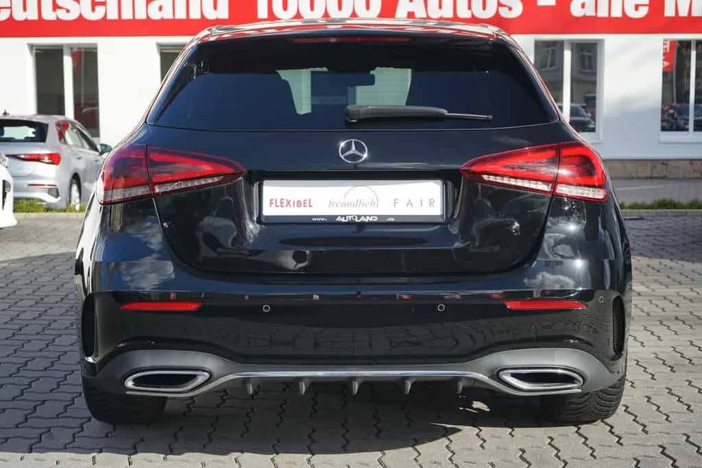 Mercedes-Benz A-Class AMG Line LED Navi Sitzheizung Teilleder PDC 01/2019-photo-4