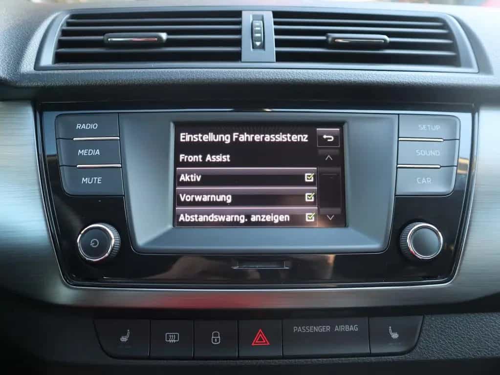 Skoda Fabia Combi 1.2 TSI Sitzheizung PDC Touchscreen 03/2016-photo-12