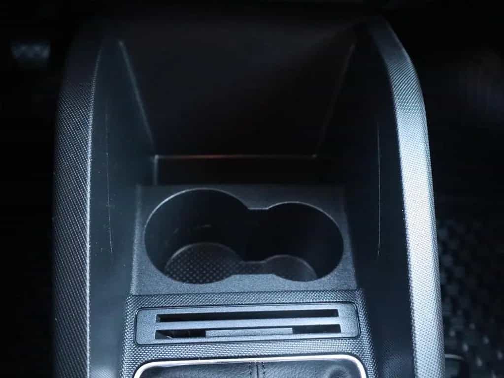 Skoda Fabia Combi 1.2 TSI Sitzheizung PDC Touchscreen 03/2016-photo-14