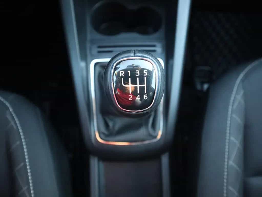 Skoda Fabia Combi 1.2 TSI Sitzheizung PDC Touchscreen 03/2016-photo-15
