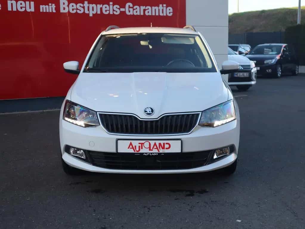 Skoda Fabia Combi 1.2 TSI Sitzheizung PDC Touchscreen 03/2016-photo-6