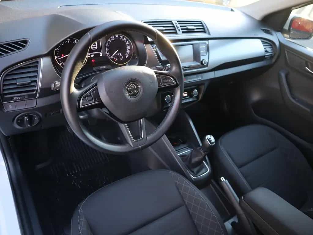 Skoda Fabia Combi 1.2 TSI Sitzheizung PDC Touchscreen 03/2016-photo-7