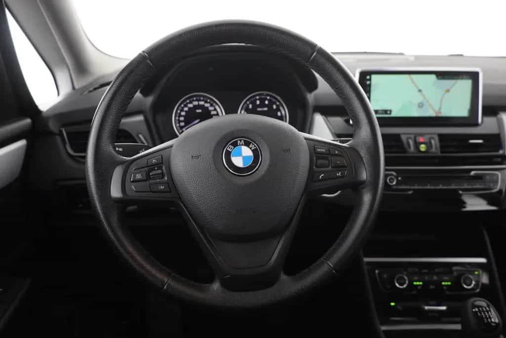 BMW 216 i Advantage 7-Sitzer LED Navi Head-Up AHK USB 01/2019-photo-15