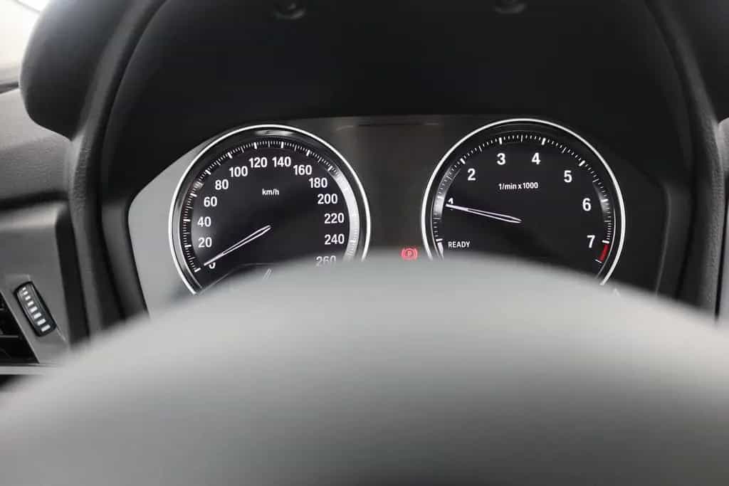 BMW 216 i Advantage 7-Sitzer LED Navi Head-Up AHK USB 01/2019-photo-18