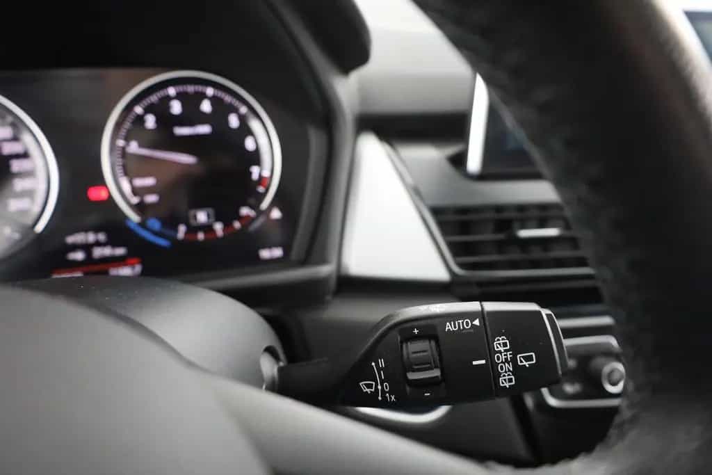 BMW 216 i Advantage 7-Sitzer LED Navi Head-Up AHK USB 01/2019-photo-20