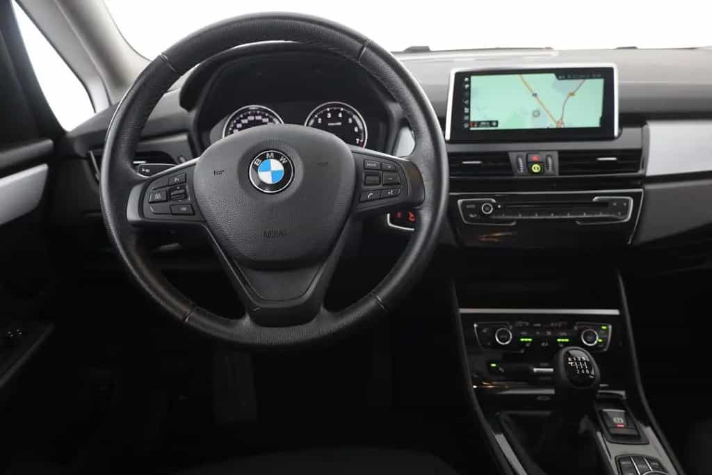 BMW 216 i Advantage 7-Sitzer LED Navi Head-Up AHK USB 01/2019-photo-9
