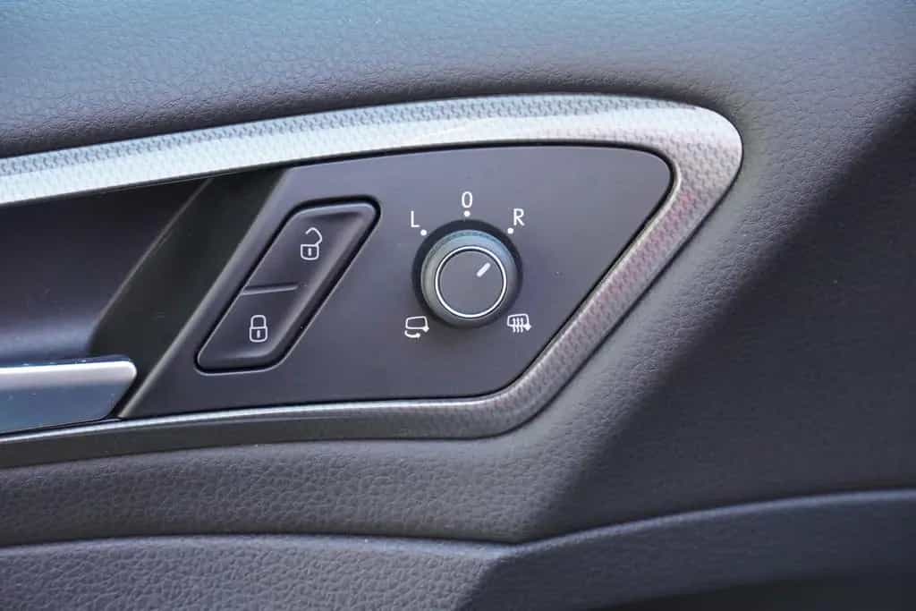 Volkswagen Golf VII 1.5 TSI IQ.DRIVE ACC Navi Kamera USB 06/2019-photo-10