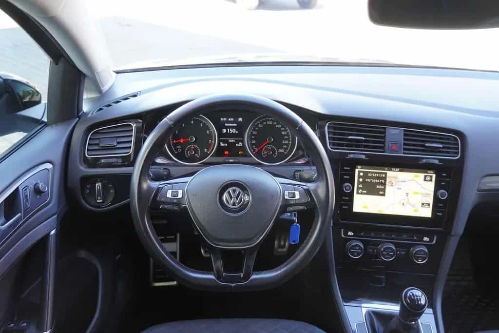 Volkswagen Golf VII 1.5 TSI IQ.DRIVE ACC Navi Kamera USB 06/2019-photo-13
