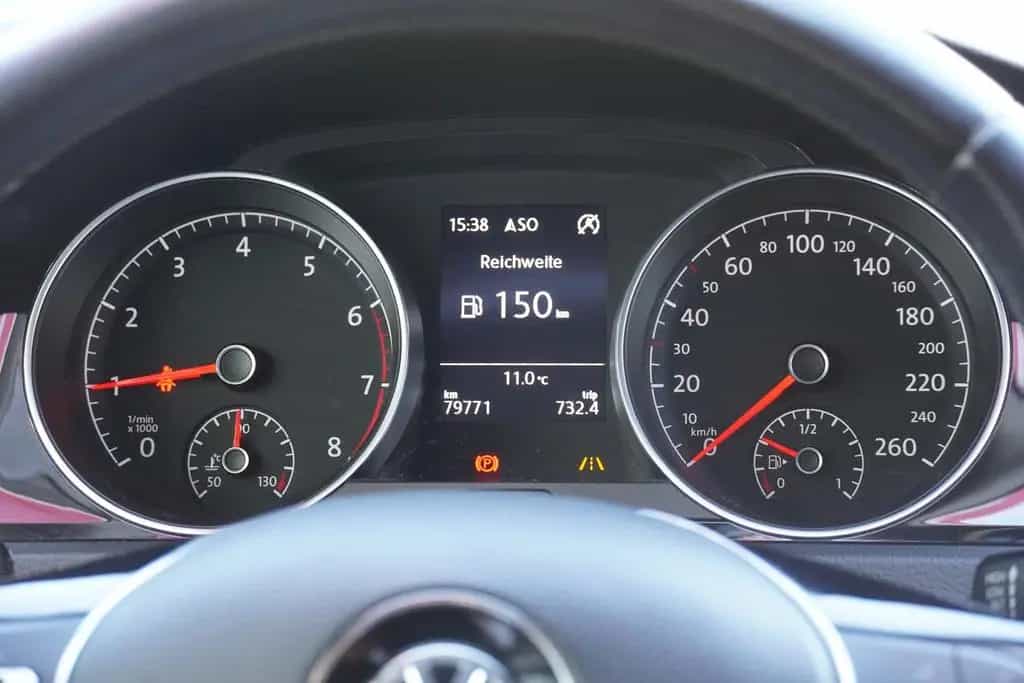 Volkswagen Golf VII 1.5 TSI IQ.DRIVE ACC Navi Kamera USB 06/2019-photo-15