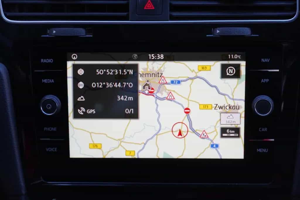 Volkswagen Golf VII 1.5 TSI IQ.DRIVE ACC Navi Kamera USB 06/2019-photo-18