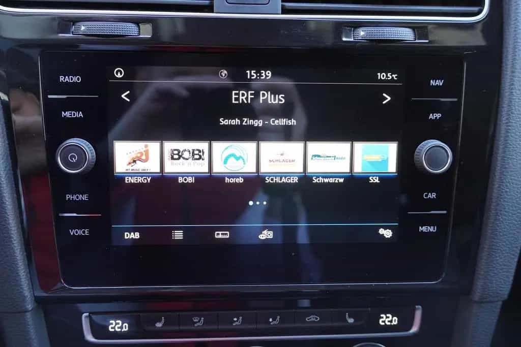 Volkswagen Golf VII 1.5 TSI IQ.DRIVE ACC Navi Kamera USB 06/2019-photo-23