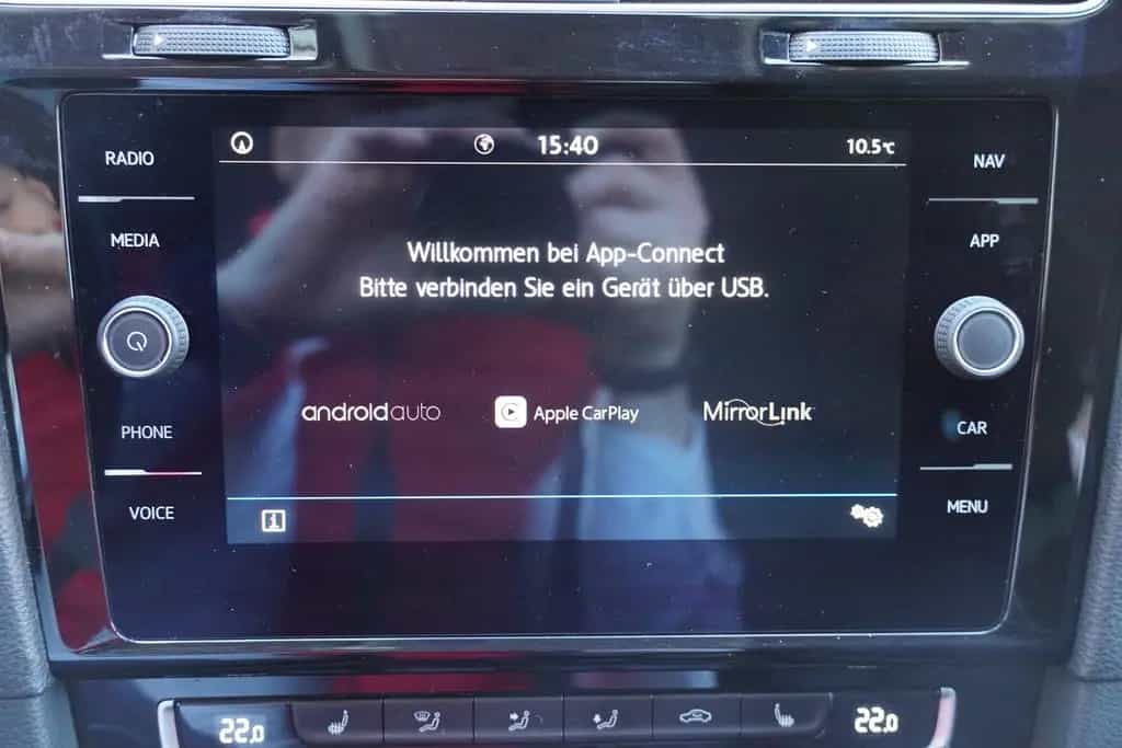 Volkswagen Golf VII 1.5 TSI IQ.DRIVE ACC Navi Kamera USB 06/2019-photo-24
