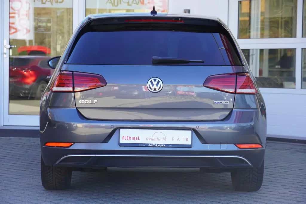 Volkswagen Golf VII 1.5 TSI IQ.DRIVE ACC Navi Kamera USB 06/2019-photo-4