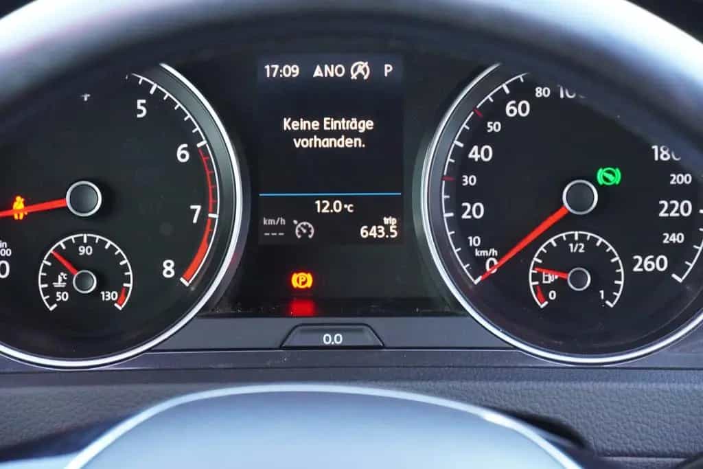 Volkswagen Golf VII 1.0 Comfortline LED Navi Tempomat PDC 08/2018-photo-13