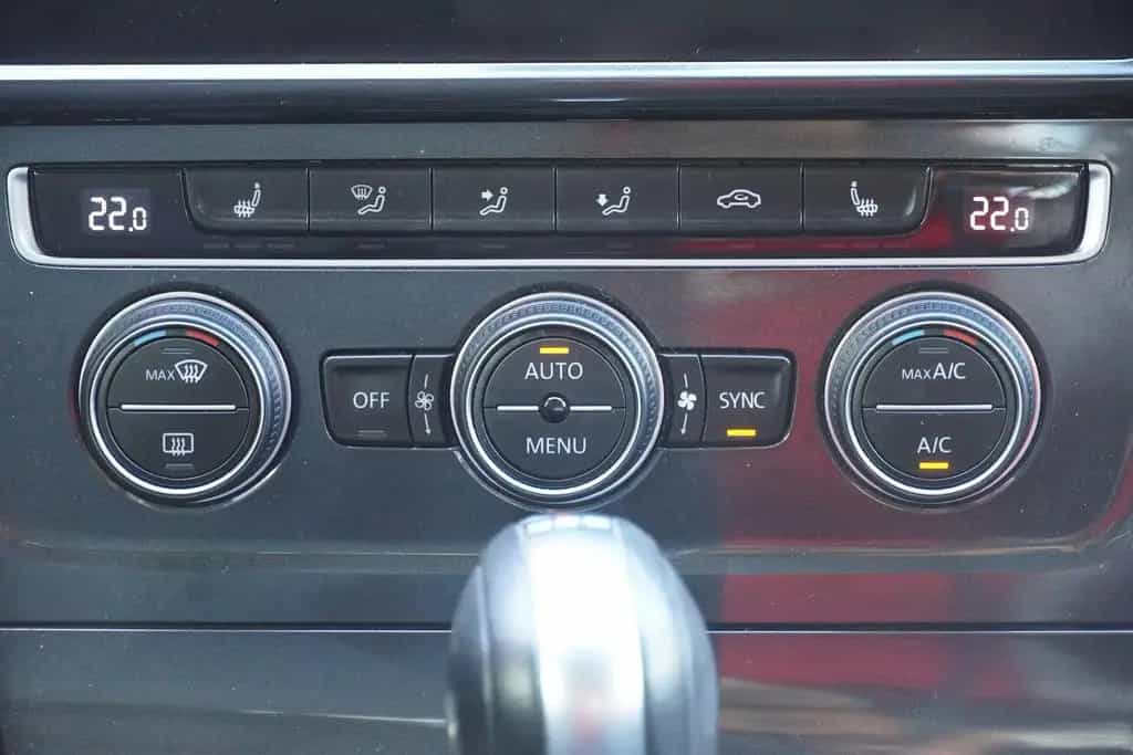 Volkswagen Golf VII 1.0 Comfortline LED Navi Tempomat PDC 08/2018-photo-18