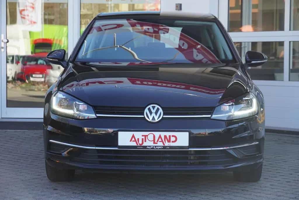 Volkswagen Golf VII 1.0 Comfortline LED Navi Tempomat PDC 08/2018-photo-4