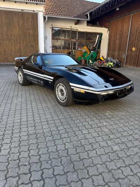 Corvette C4 07/1984-photo-1