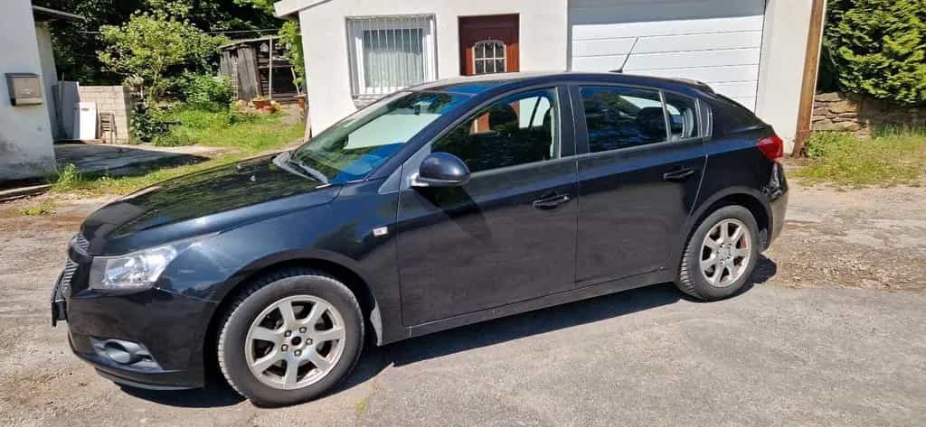 Chevrolet Cruze Diesel Klima Tüv GM Opel 05/2012-photo-1