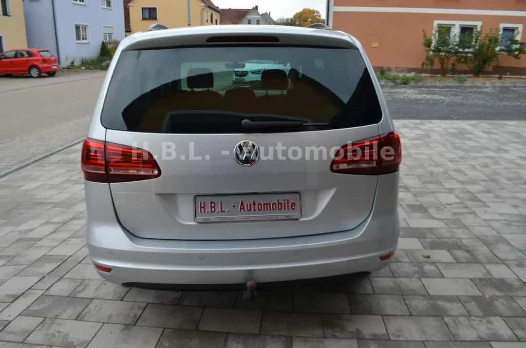 Volkswagen Sharan 1,4 DSG/ 1.Hd/AHK/Leder/Xenon/Kamera 12/2018-photo-6