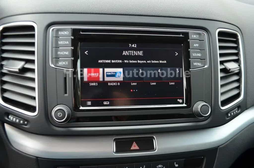 Volkswagen Sharan 1,4 DSG/ 1.Hd/AHK/Leder/Xenon/Kamera 12/2018-photo-9