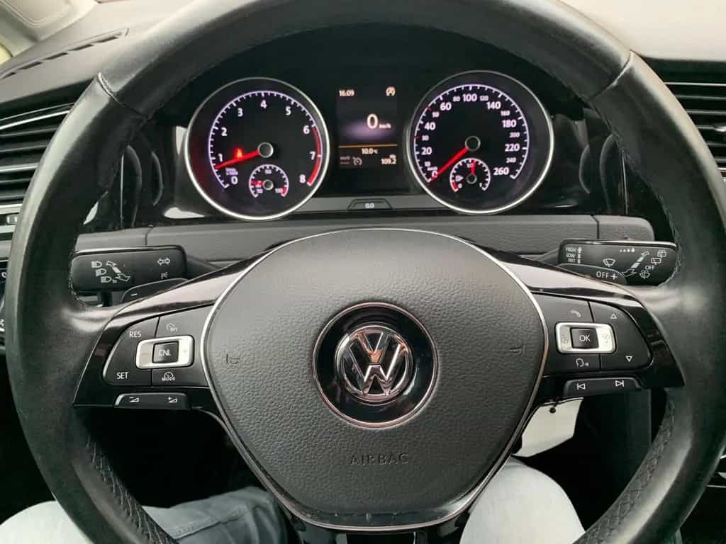 Volkswagen Golf VII Lim. Allstar *DSG*Multilenkrad *ALU 05/2016-photo-19