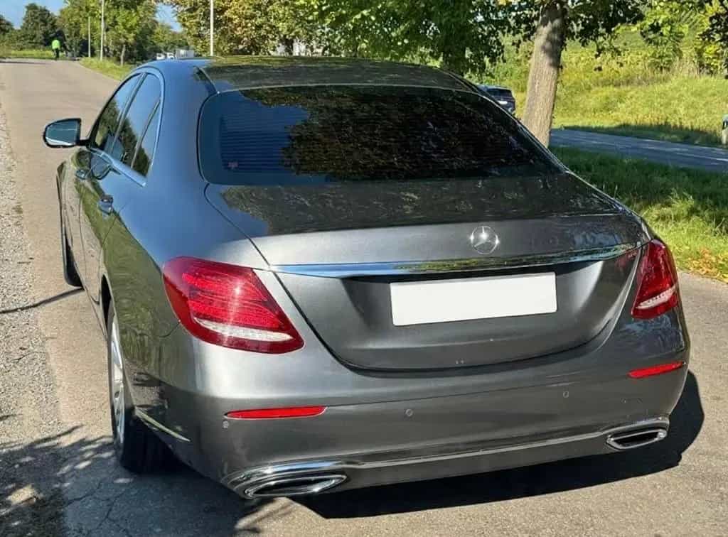 Mercedes-Benz EXCLUSIVE - WIDESCREEN - TÜV NEU 04/2018-photo-2