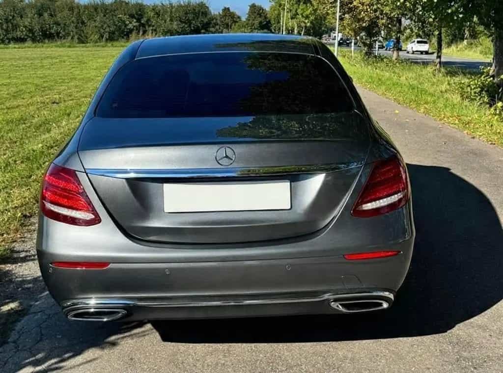 Mercedes-Benz EXCLUSIVE - WIDESCREEN - TÜV NEU 04/2018-photo-4