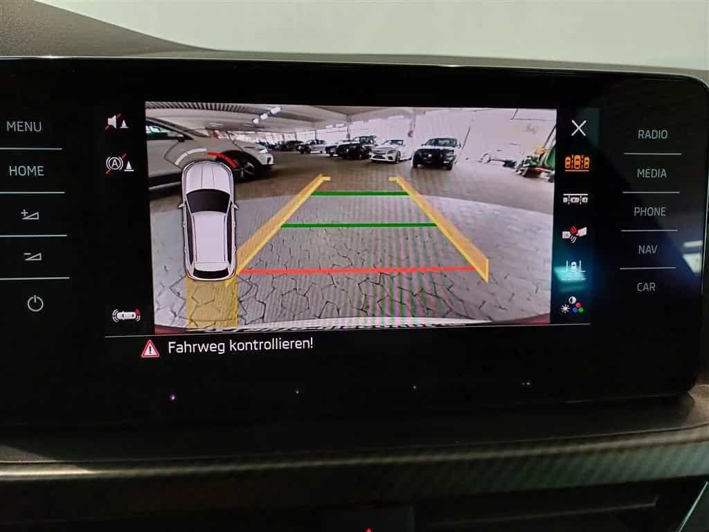 Skoda Kamiq 1.5 TSI Monte Carlo LED+PANO+SMART 02/2023-photo-5