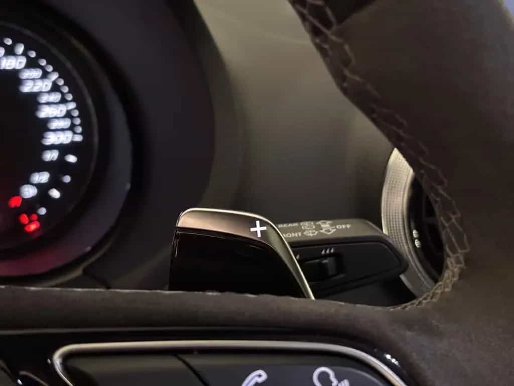 Audi RS3 SB 2.5TFSI qu. B&O PANO LED KAM ABT-FELGEN 12/2019-photo-26