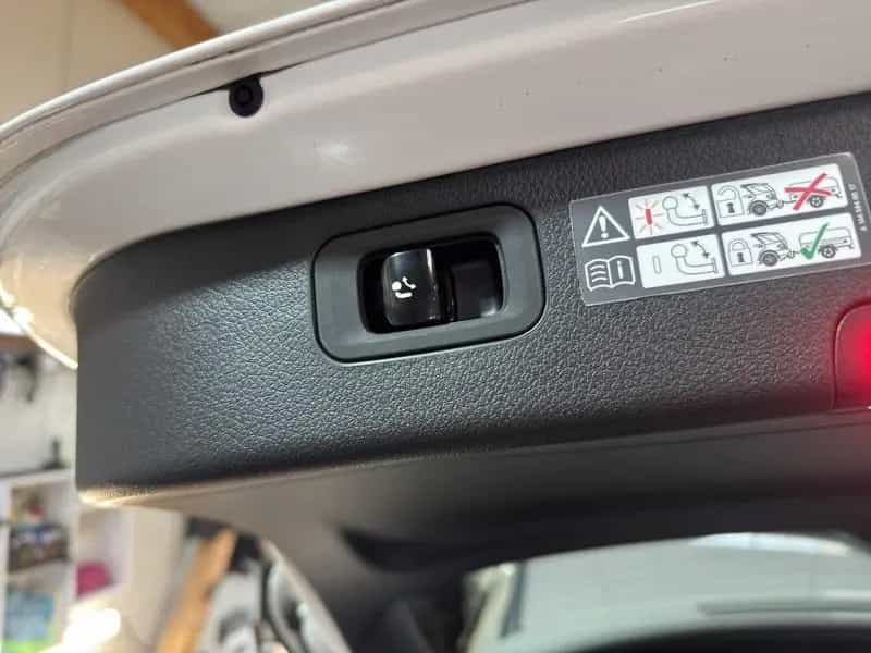Mercedes-Benz C-Class T d 4M AMG STANDH MEMORY 360 KEYLESS NIGHT 03/2023-photo-21