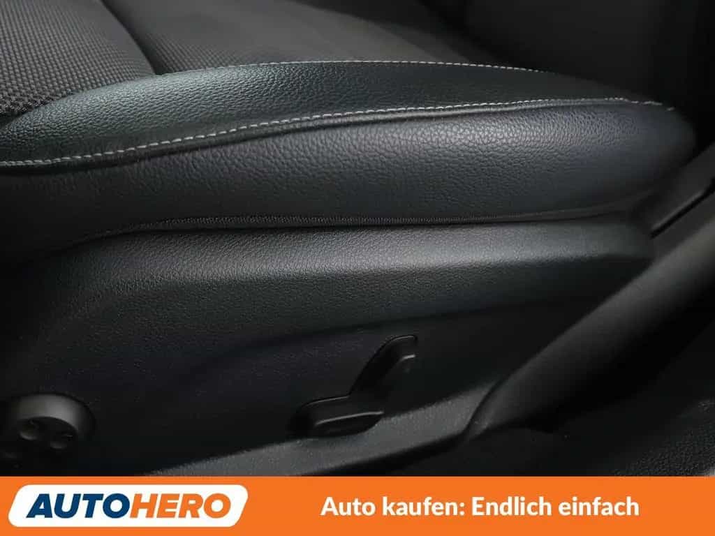 Mercedes-Benz E-Class 200 AMG Line Aut.*NAVI*LED*TEMPO*PDC* 05/2019-photo-29