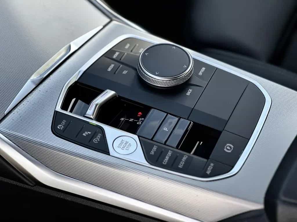 BMW 330 i Limousine HiFi DAB LED RFK Tempomat Shz 12/2022-photo-9