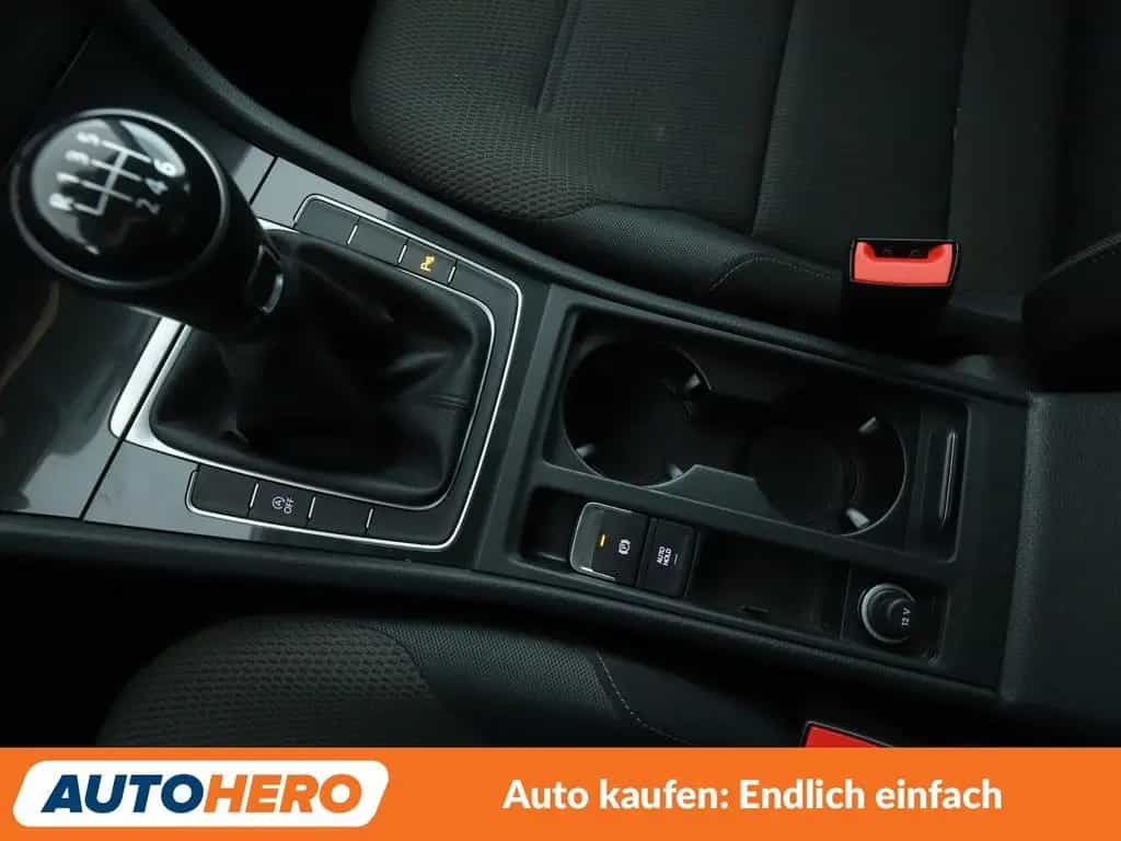 Volkswagen Golf VII 1.5 TSI ACT Advance*TEMPO*PDC*KLIMA*ALU 03/2019-photo-23