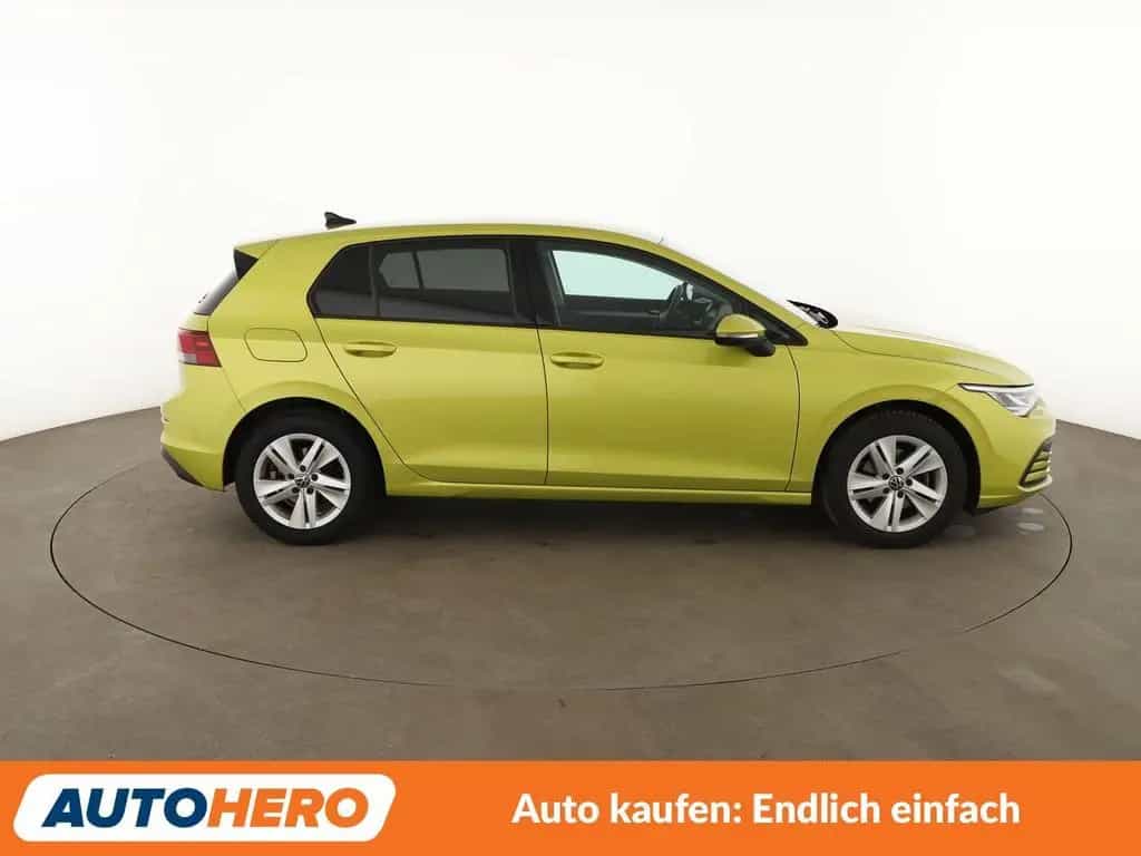 Volkswagen Golf VIII 1.5 TSI ACT Life*NAVI*LED*PDC* 08/2020-photo-6