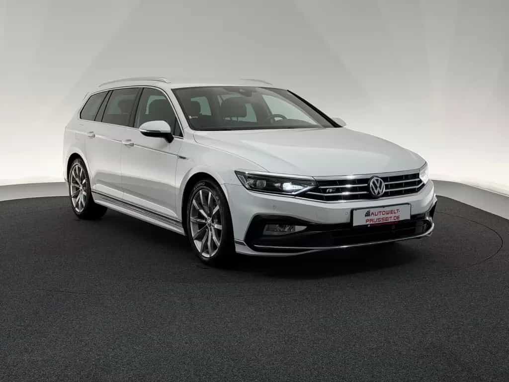 Volkswagen Passat Variant Passat Var. 2.0 TSI*ELEGANCE*R LINE-MAXTRIX-AHK 10/2019-photo-0